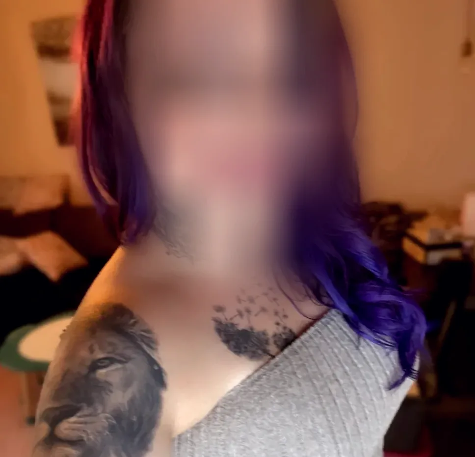 Courtney, 30