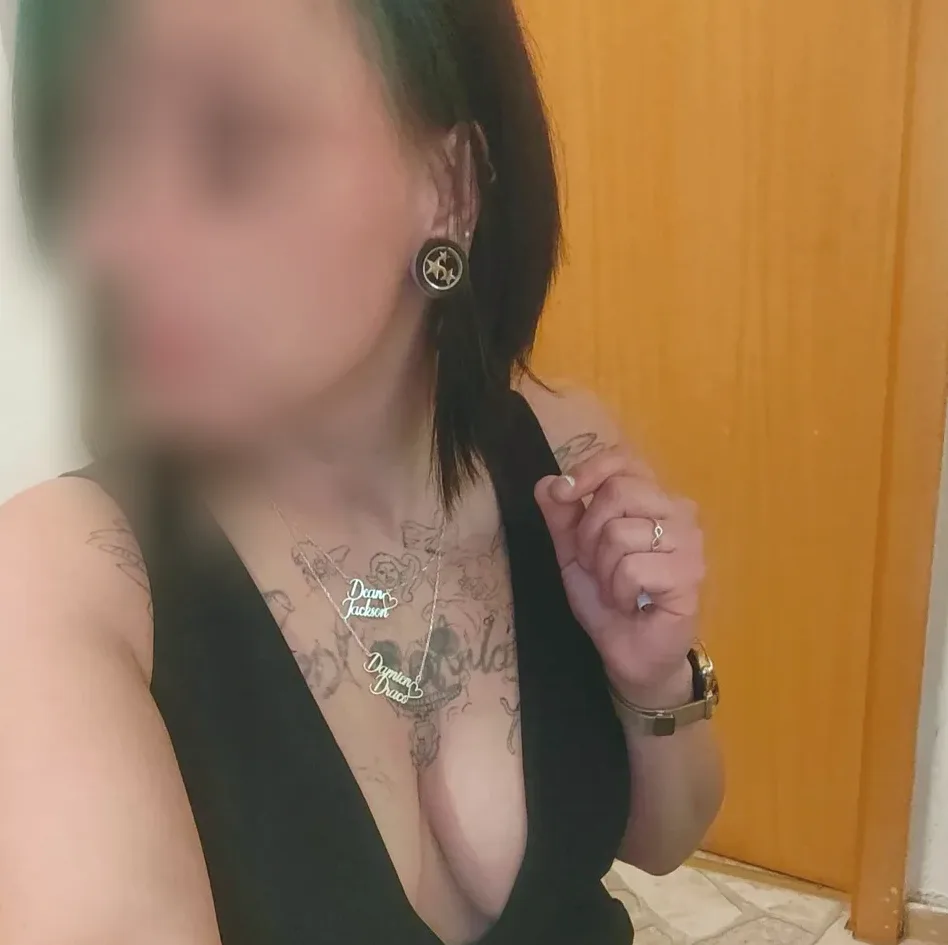 Neha, 25