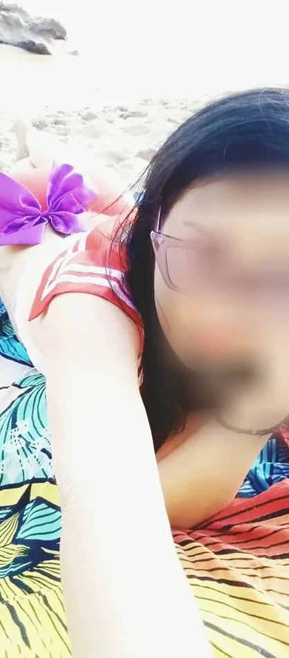 Rachel, 37