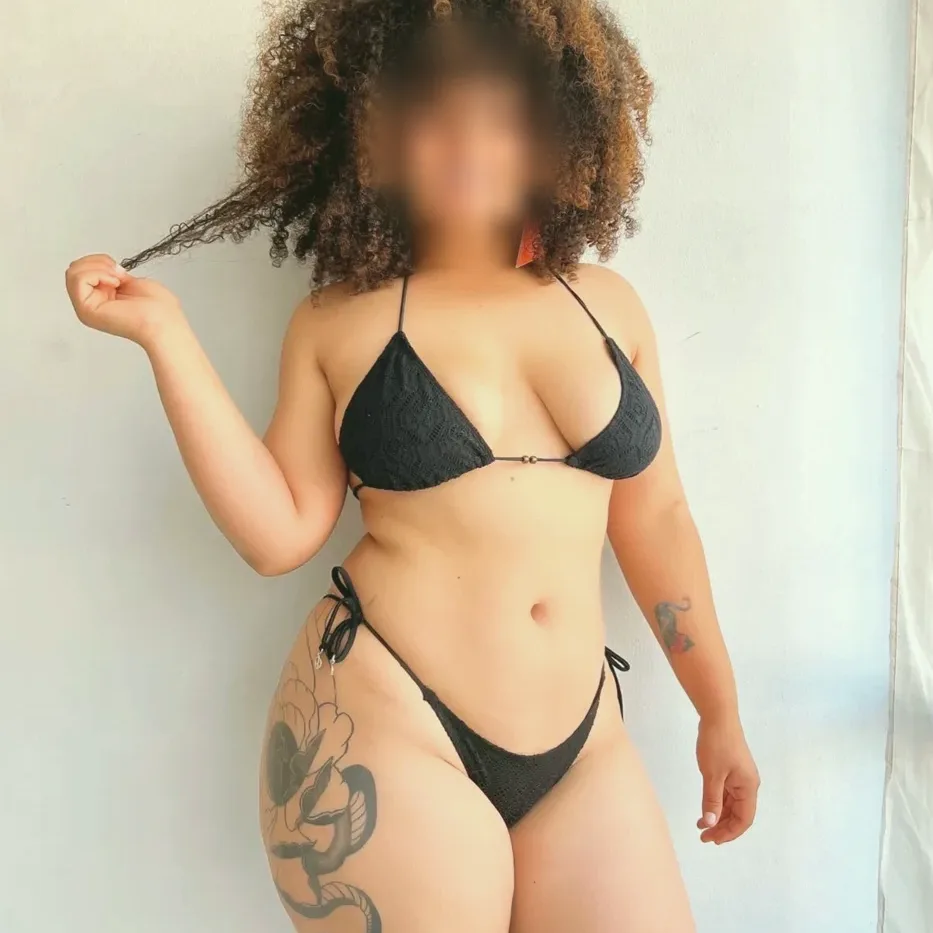 Shannon, 30